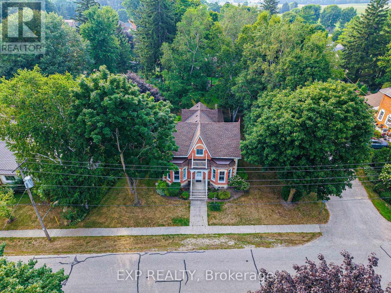 Photo 37 of 1051 Gibson Street, Howick ON