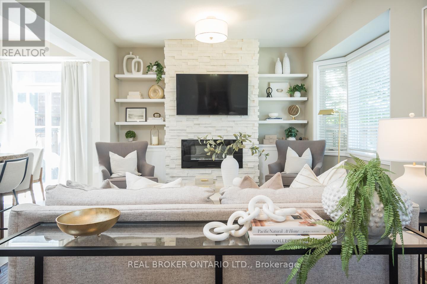 Photo 2 of 28 90 Raymond Road, Hamilton ON