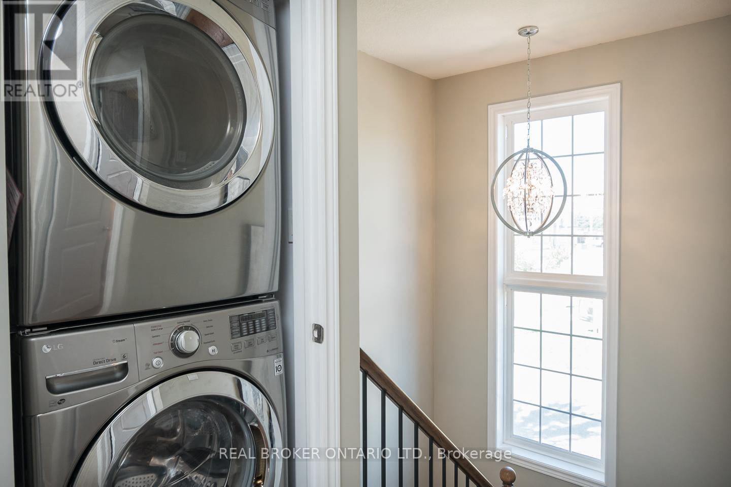 Photo 29 of 28 90 Raymond Road, Hamilton ON