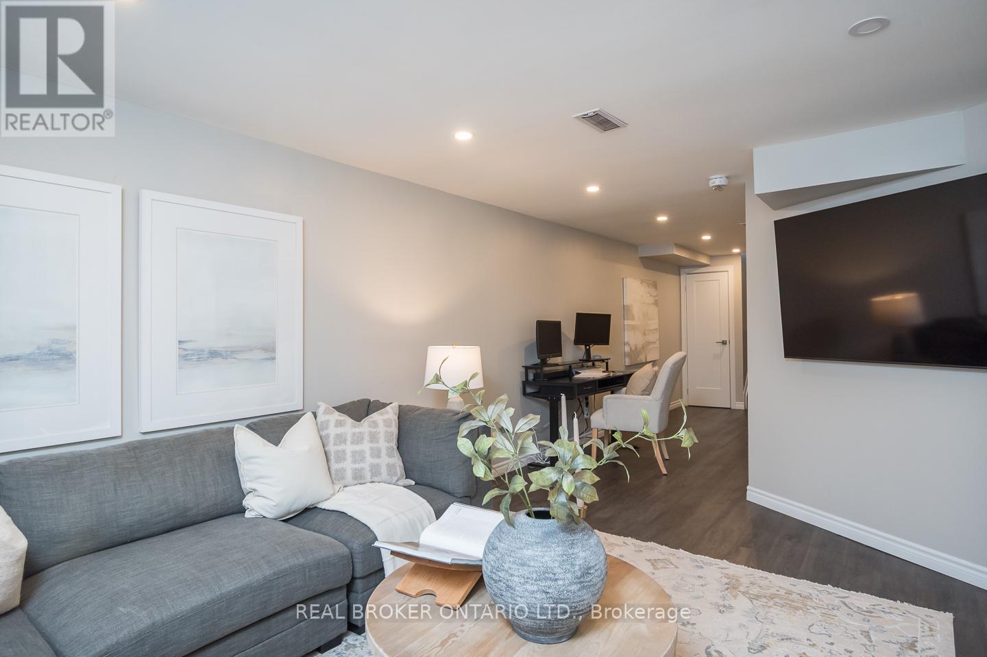 Photo 33 of 28 90 Raymond Road, Hamilton ON