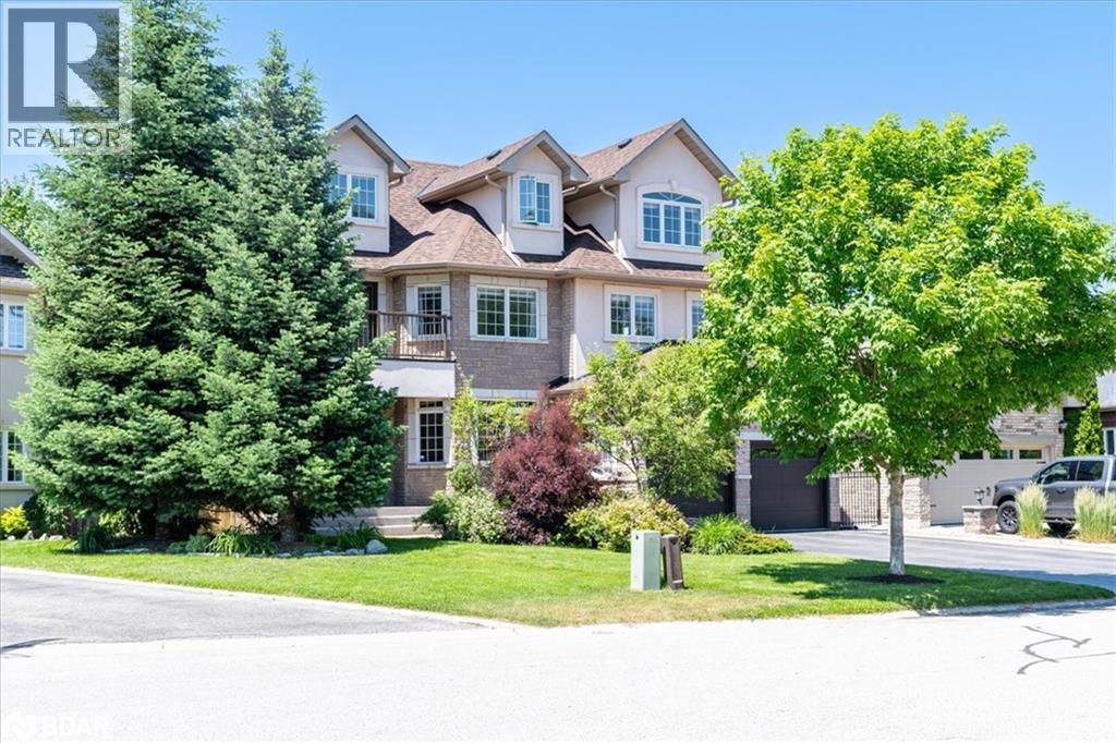 Photo 2 of 36 Stapleton Place, Barrie ON