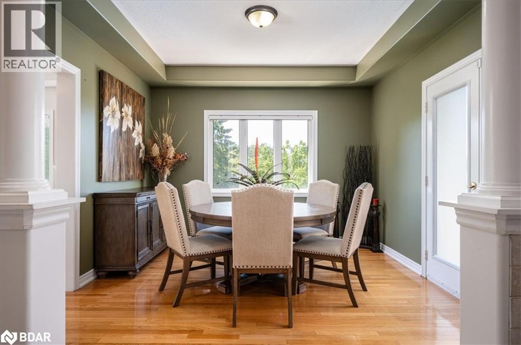 Photo 23 of 36 Stapleton Place, Barrie ON