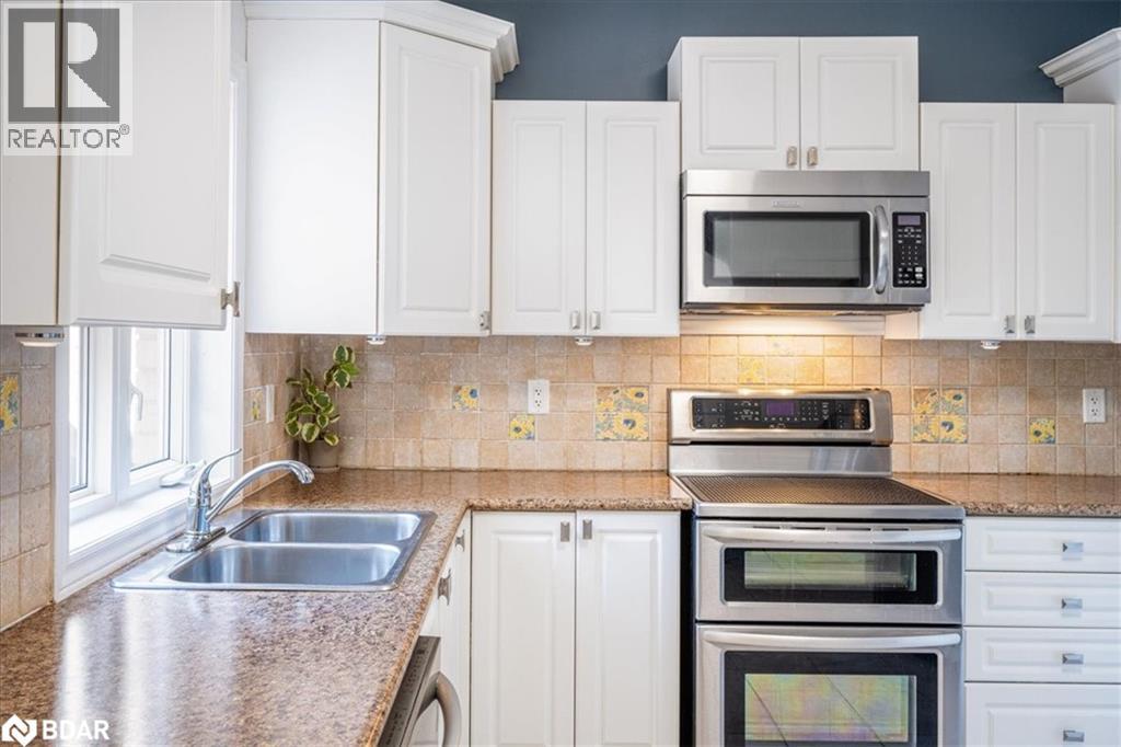 Photo 27 of 36 Stapleton Place, Barrie ON