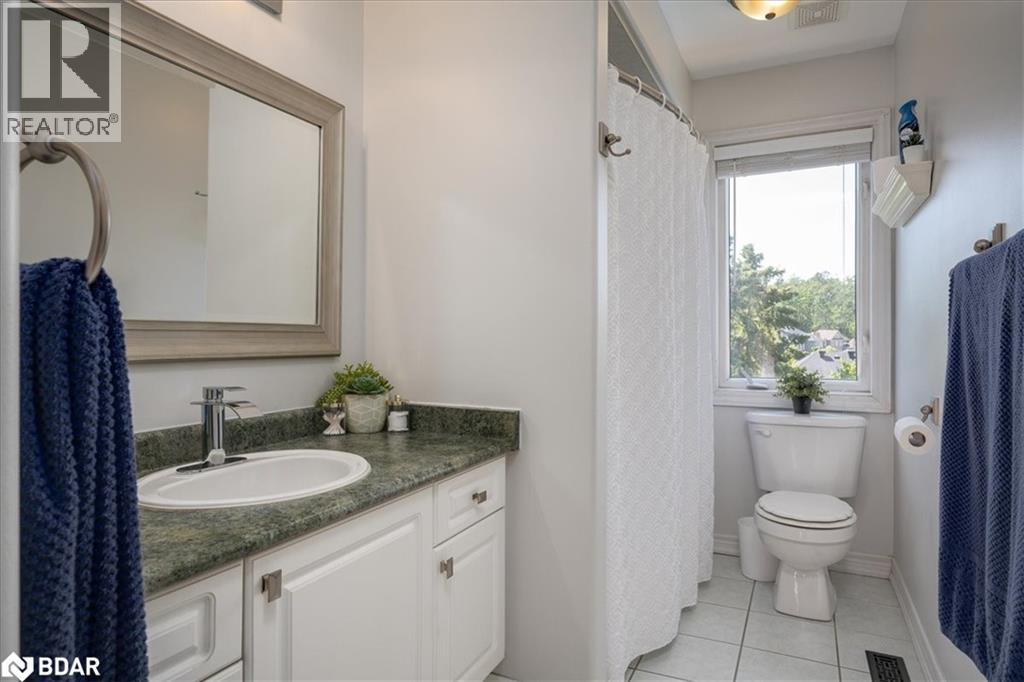 Photo 40 of 36 Stapleton Place, Barrie ON
