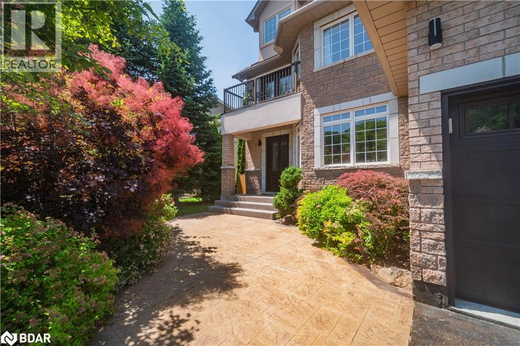 Photo 11 of 36 Stapleton Place, Barrie ON