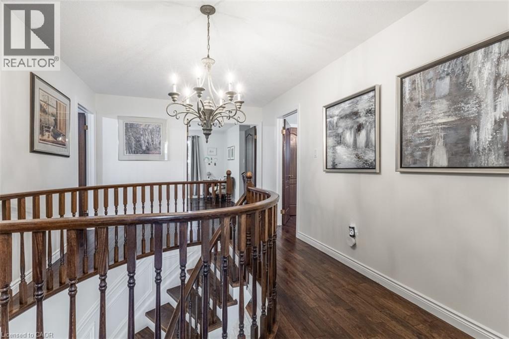 Photo 21 of 391 Kerman Avenue, Grimsby ON