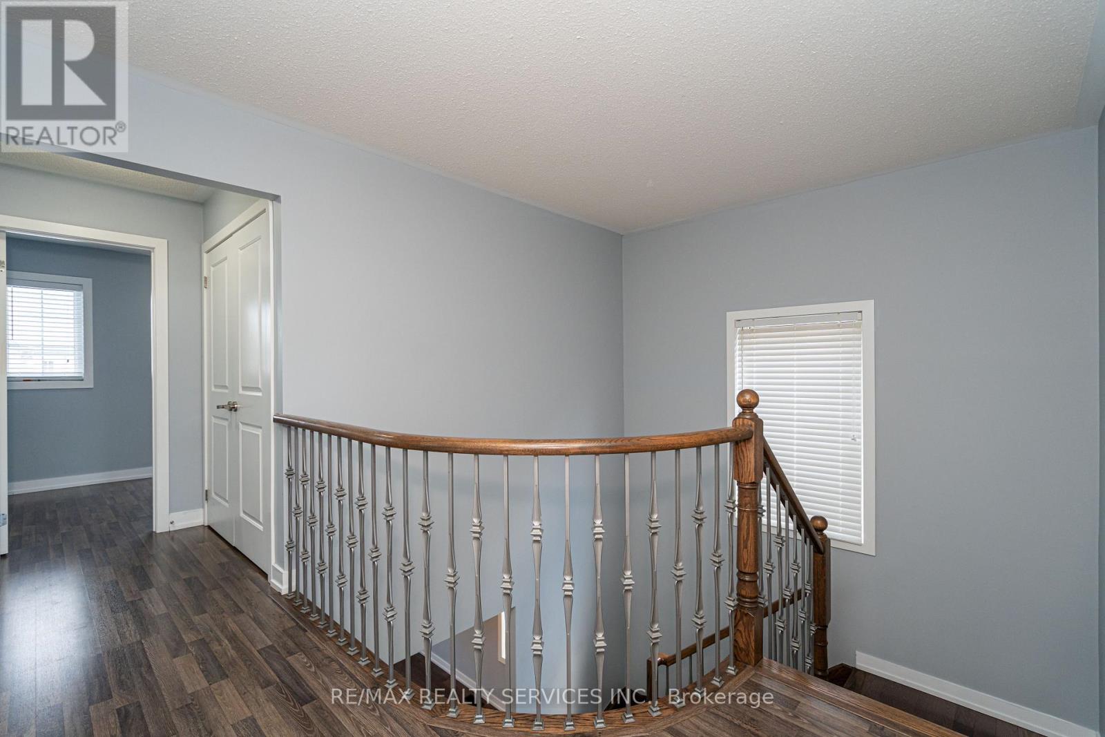 Photo 26 of 11 Villadowns Trail, Brampton ON
