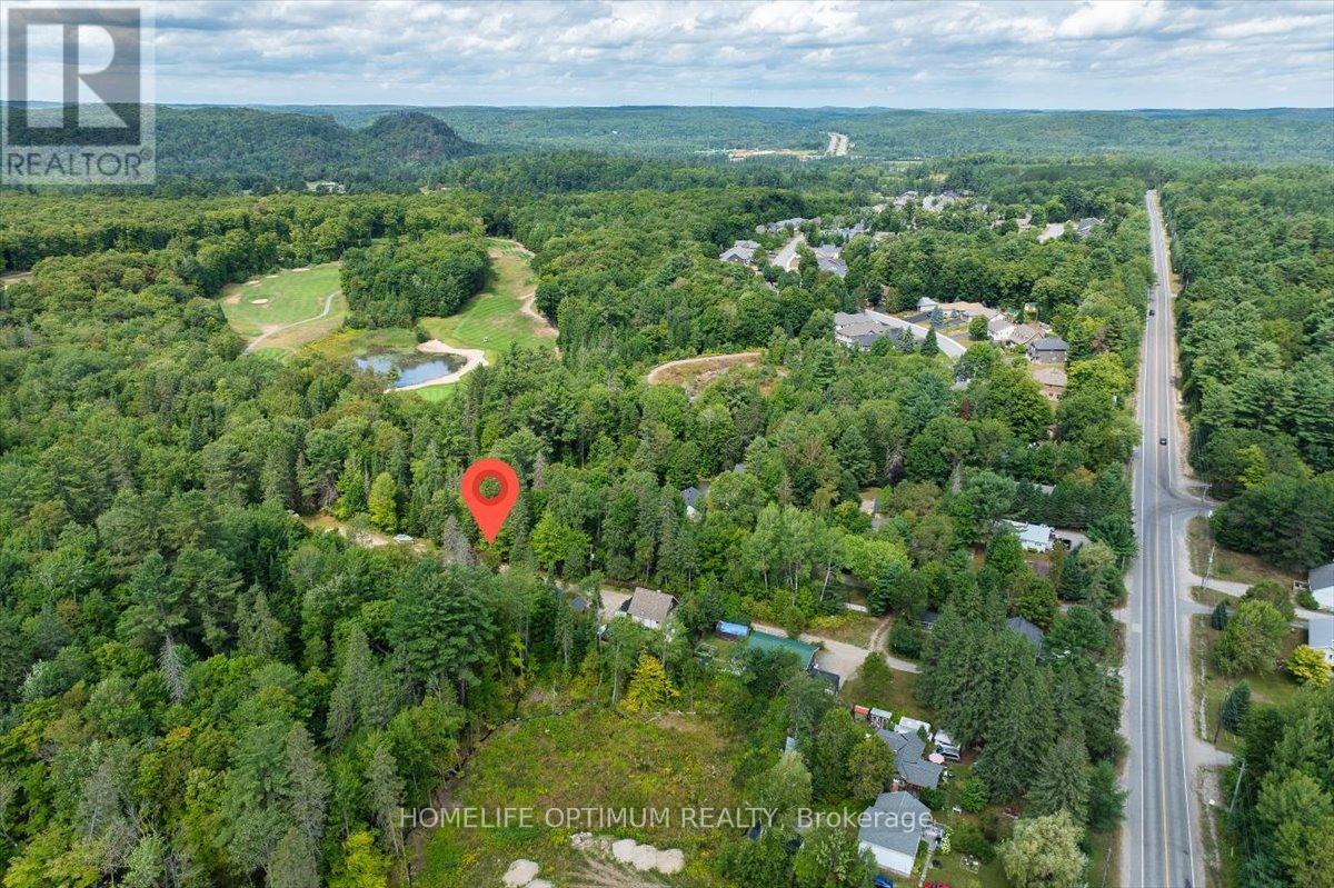 Photo 4 of 788 Muskoka Rd 3 Road N, Huntsville ON