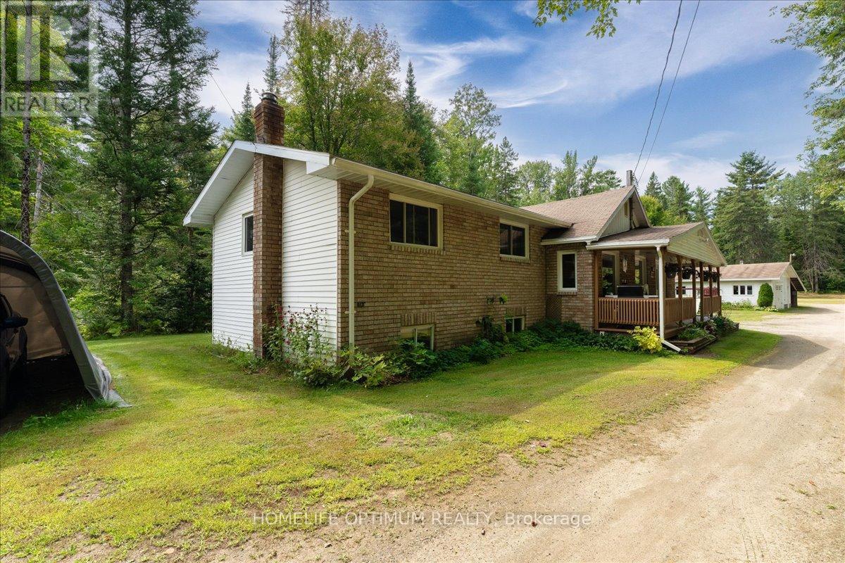 Photo 45 of 788 Muskoka Rd 3 Road N, Huntsville ON