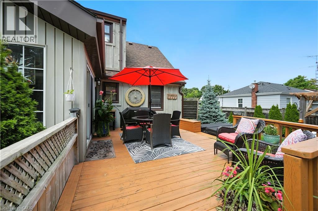 Photo 49 of 30 Elgin Street, Waterdown ON