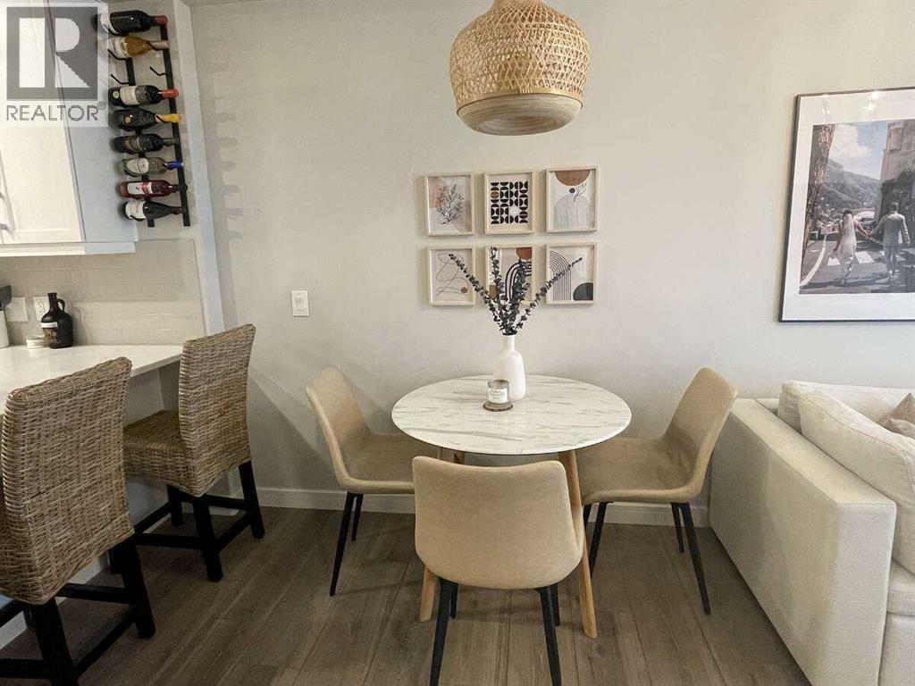Photo 9 of 3204 80 Greenbriar Place Nw, Calgary AB