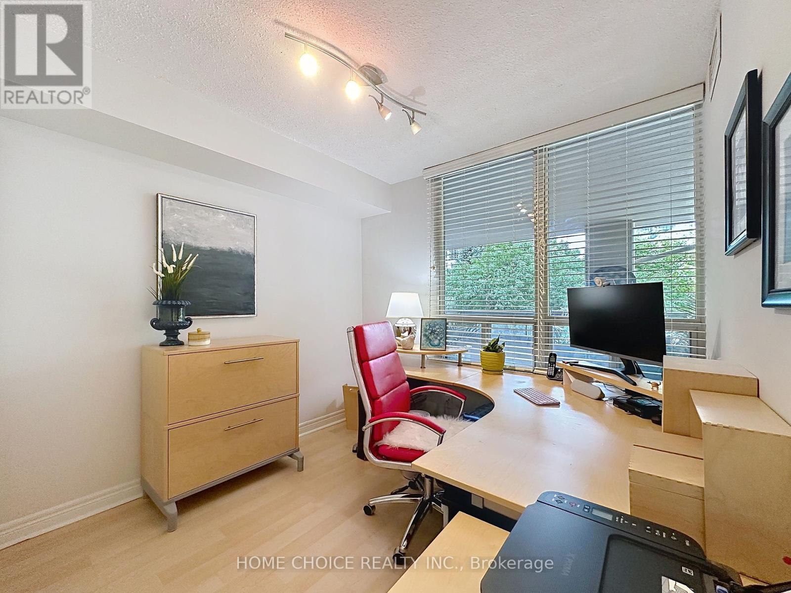 Photo 24 of 215 28 Empress Avenue, Toronto ON