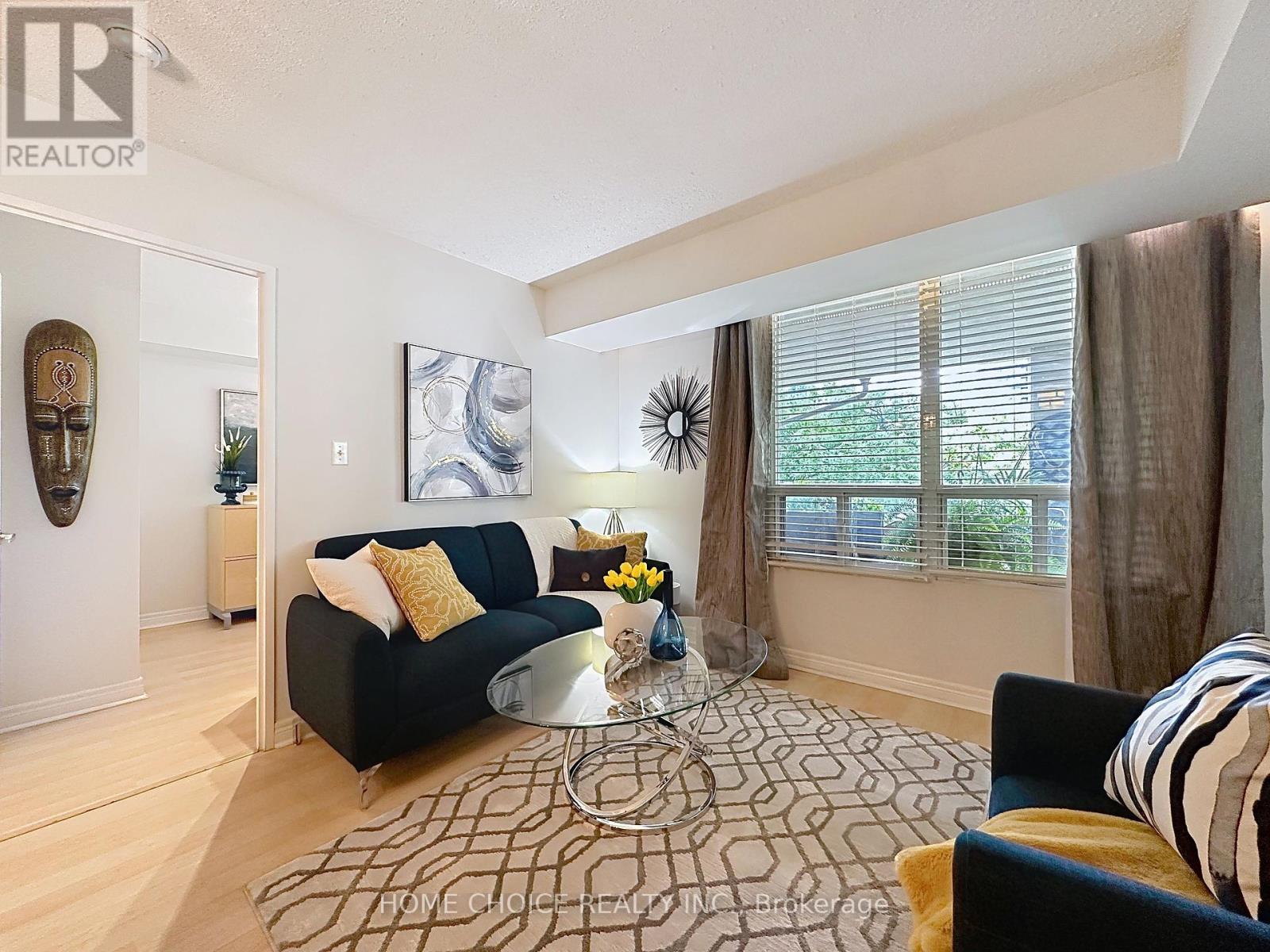 Photo 27 of 215 28 Empress Avenue, Toronto ON
