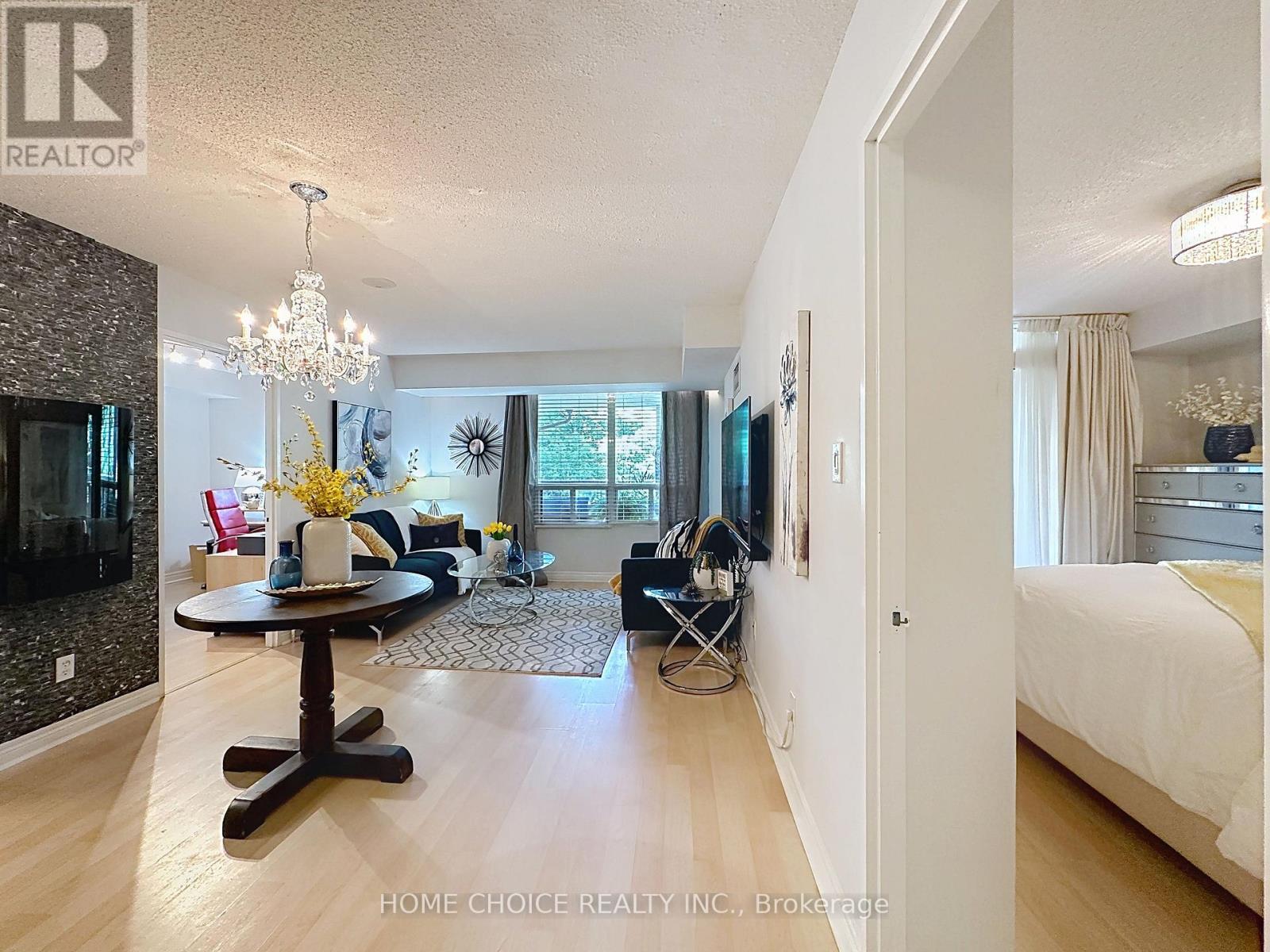 Photo 6 of 215 28 Empress Avenue, Toronto ON