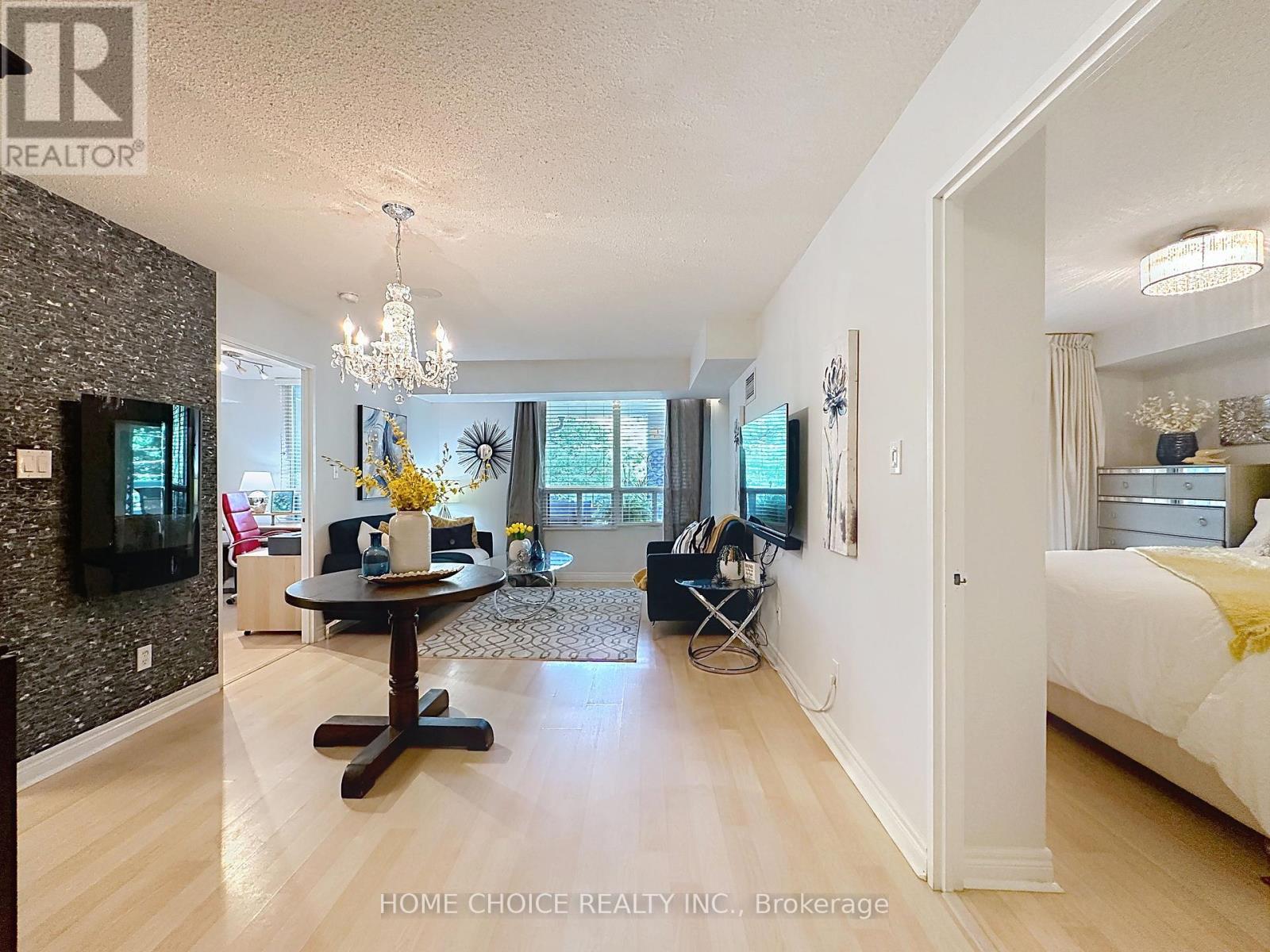 Photo 7 of 215 28 Empress Avenue, Toronto ON