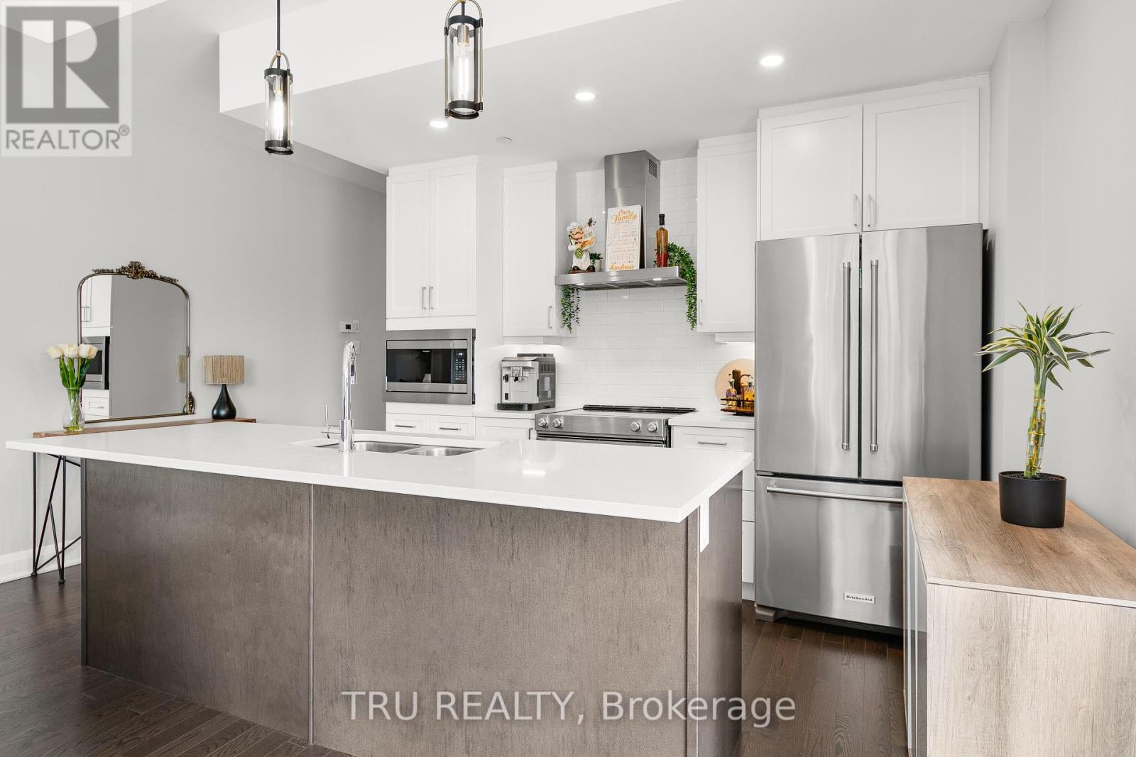 Photo 19 of 102 100 Cortile Private N, Ottawa ON