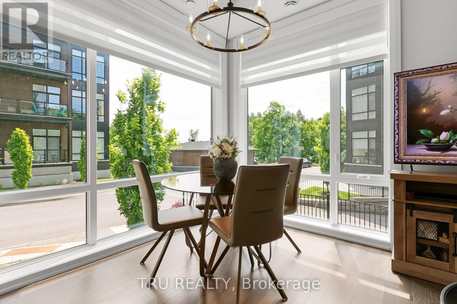 Photo 27 of 102 100 Cortile Private N, Ottawa ON