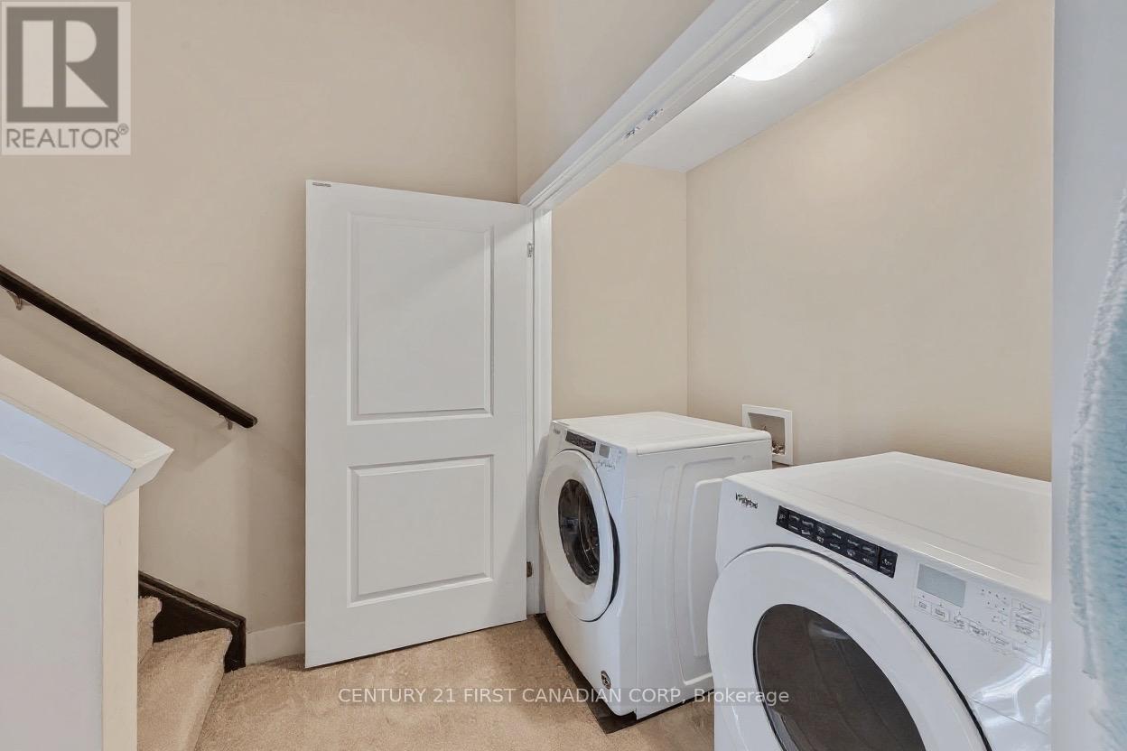 Photo 13 of 195 1960 Dalmagarry Road, London North ON