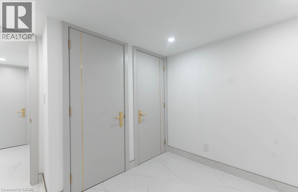 Photo 14 of 174 Roxborough Avenue Unit Lower, Hamilton ON