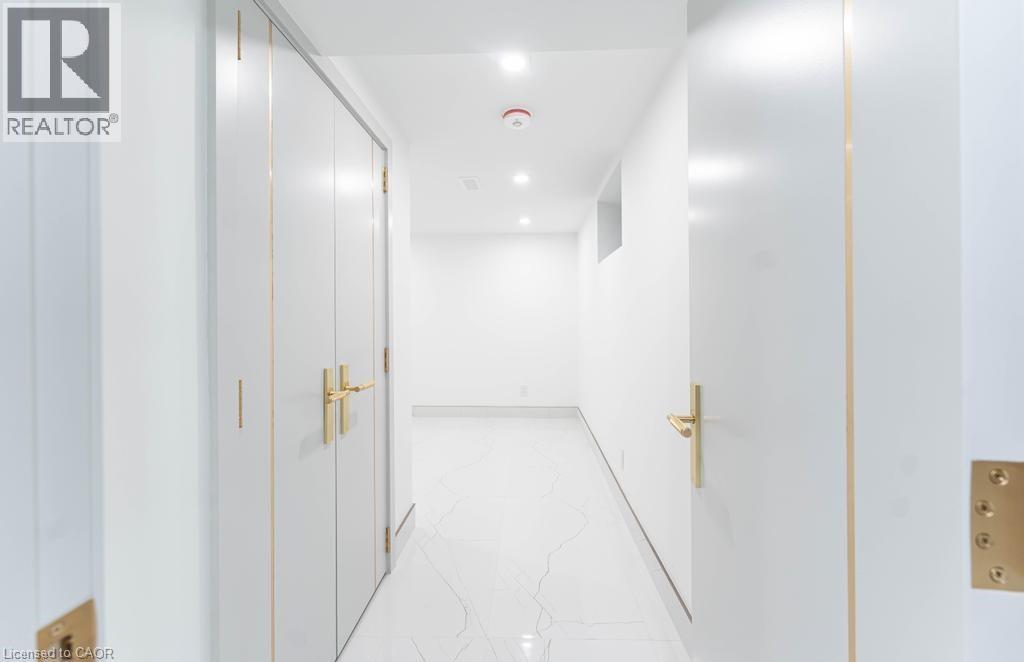 Photo 9 of 174 Roxborough Avenue Unit Lower, Hamilton ON