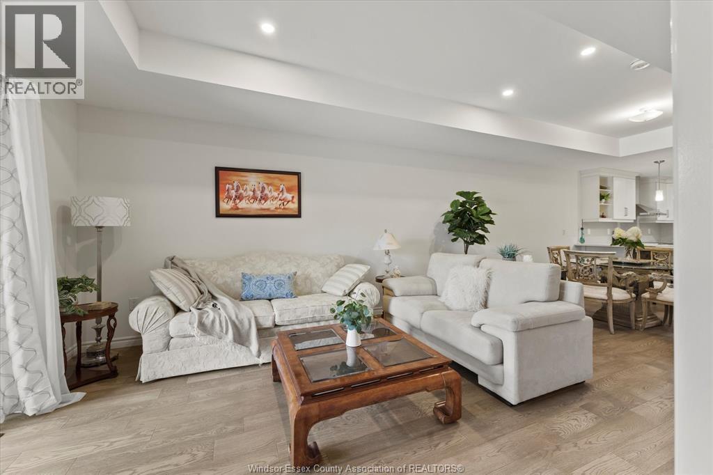 Photo 14 of 117 Arthur Street North, Harrow ON