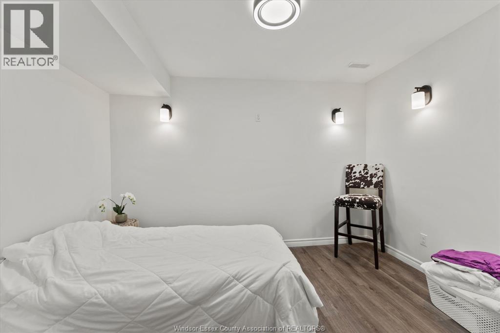Photo 34 of 117 Arthur Street North, Harrow ON