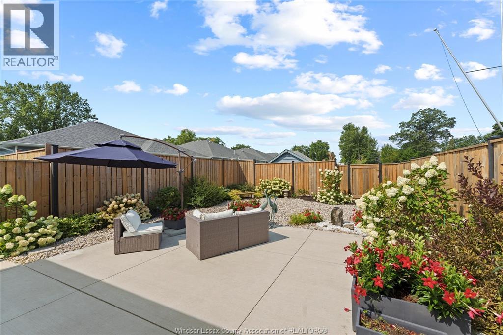 Photo 37 of 117 Arthur Street North, Harrow ON