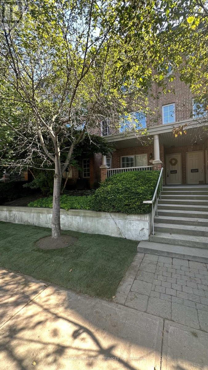 Photo 10 of Th 16 93 The Queensway, Toronto ON