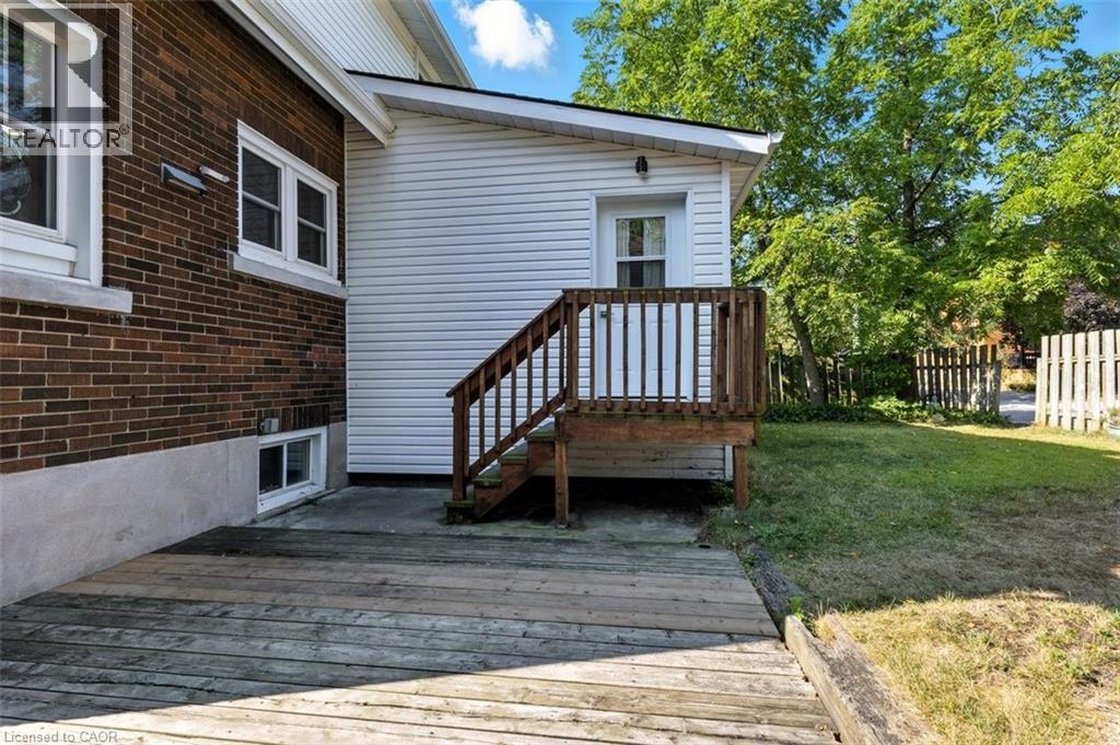 Photo 31 of 456 Waterloo Street S, Cambridge ON
