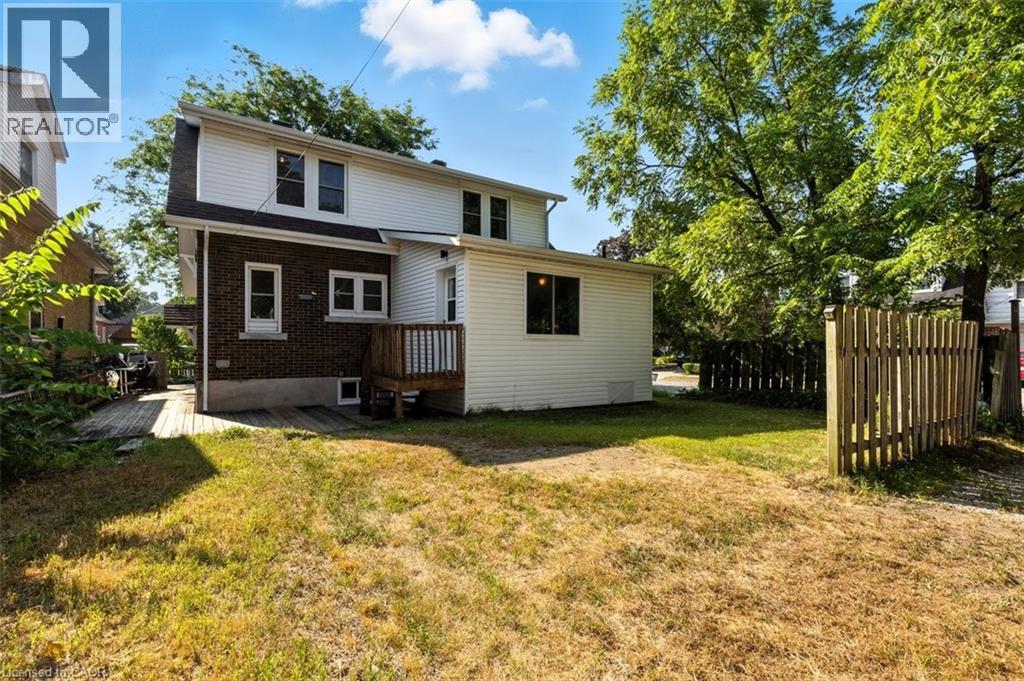 Photo 32 of 456 Waterloo Street S, Cambridge ON