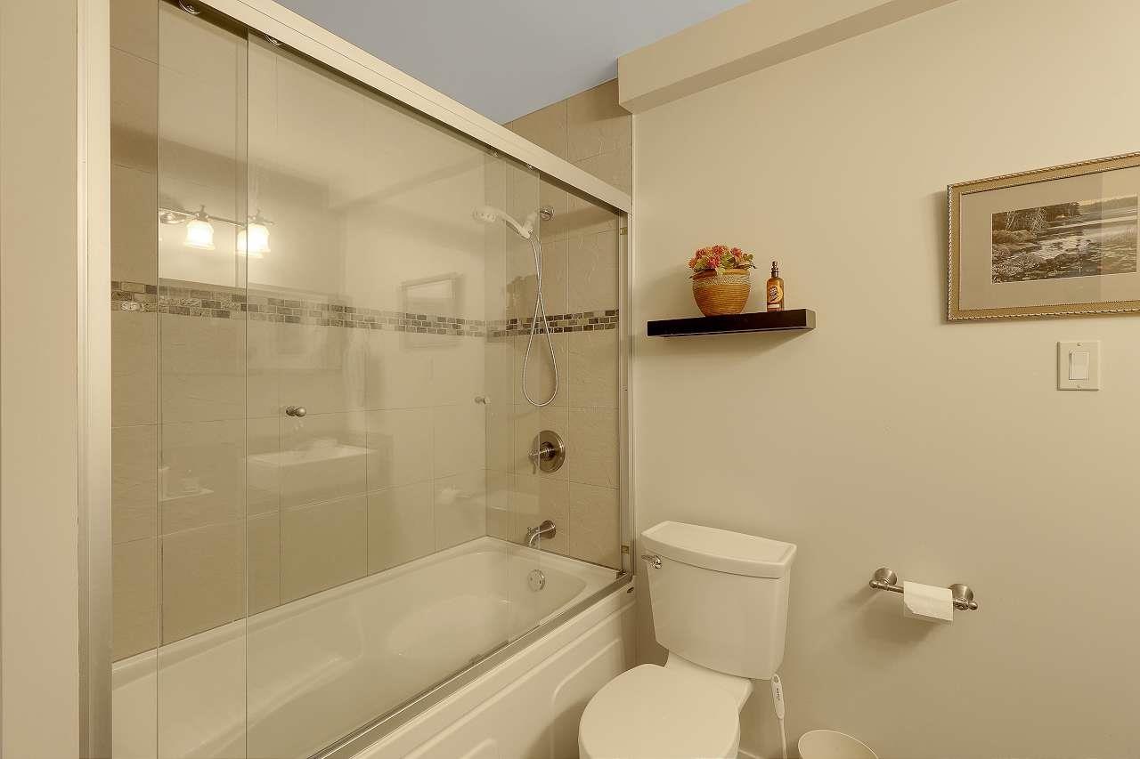 Photo 17 of 10941 152nd Street, Surrey BC