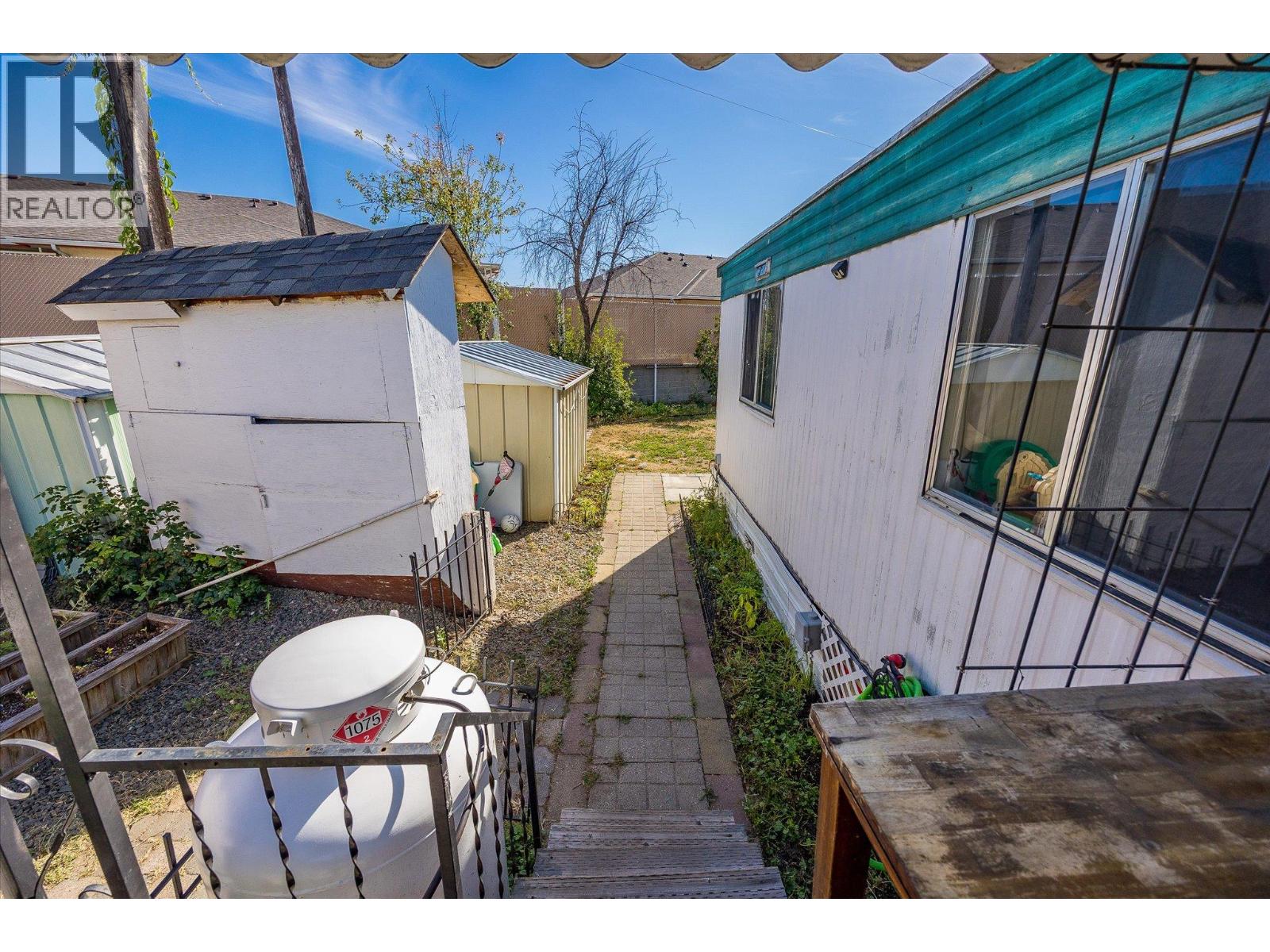 30 1925 Baron Road, Kelowna