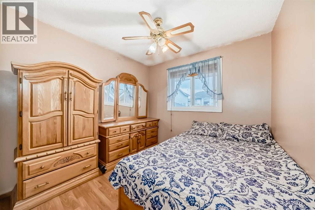 Single Family House 4 Level for Sale in  Martinwood Road NE Martindale Calgary 
