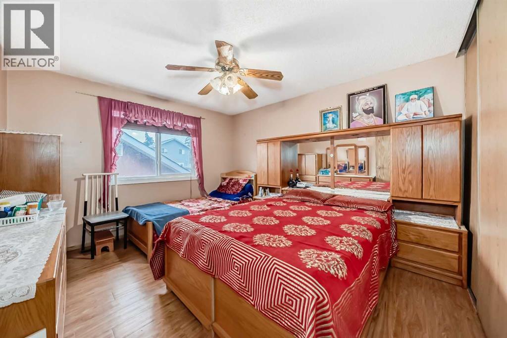Single Family House 4 Level for Sale in  Martinwood Road NE Martindale Calgary 