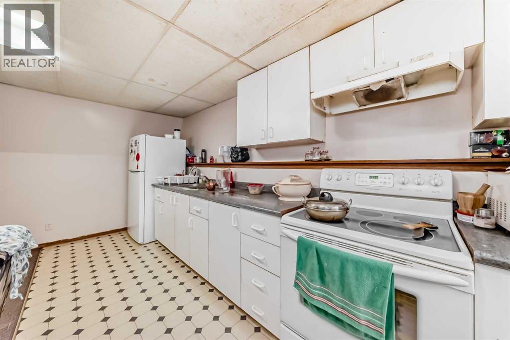 Single Family House 4 Level for Sale in  Martinwood Road NE Martindale Calgary 