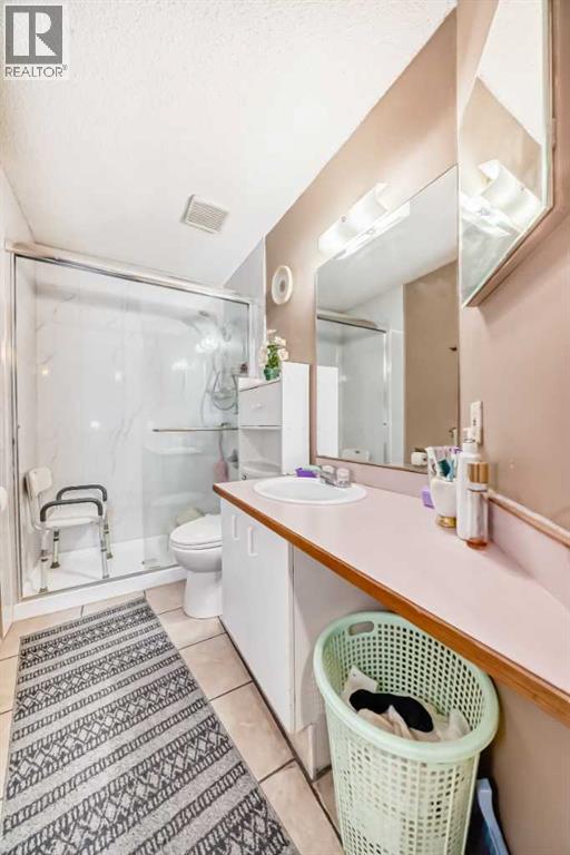 Single Family House 4 Level for Sale in  Martinwood Road NE Martindale Calgary 