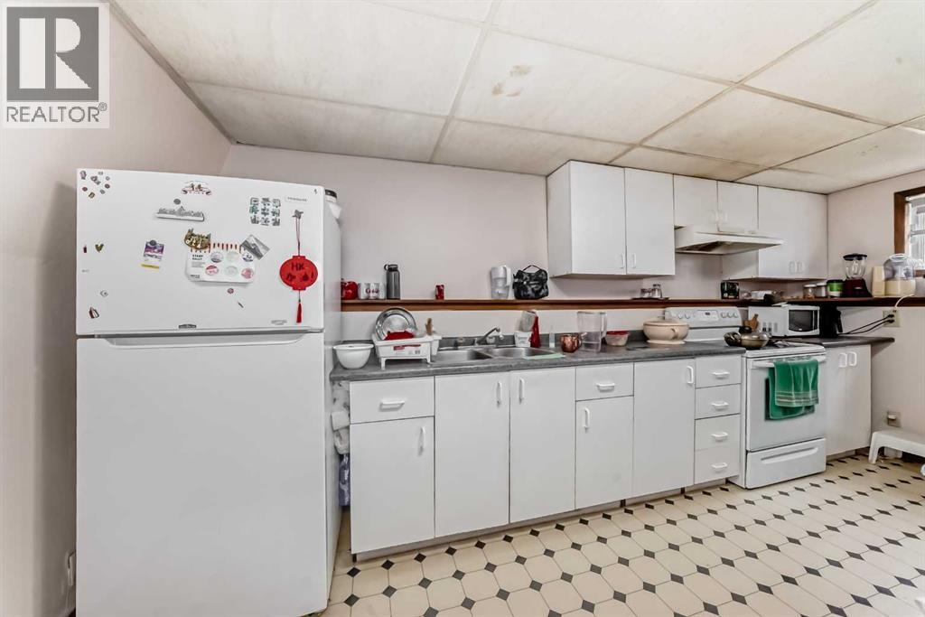 Single Family House 4 Level for Sale in  Martinwood Road NE Martindale Calgary 