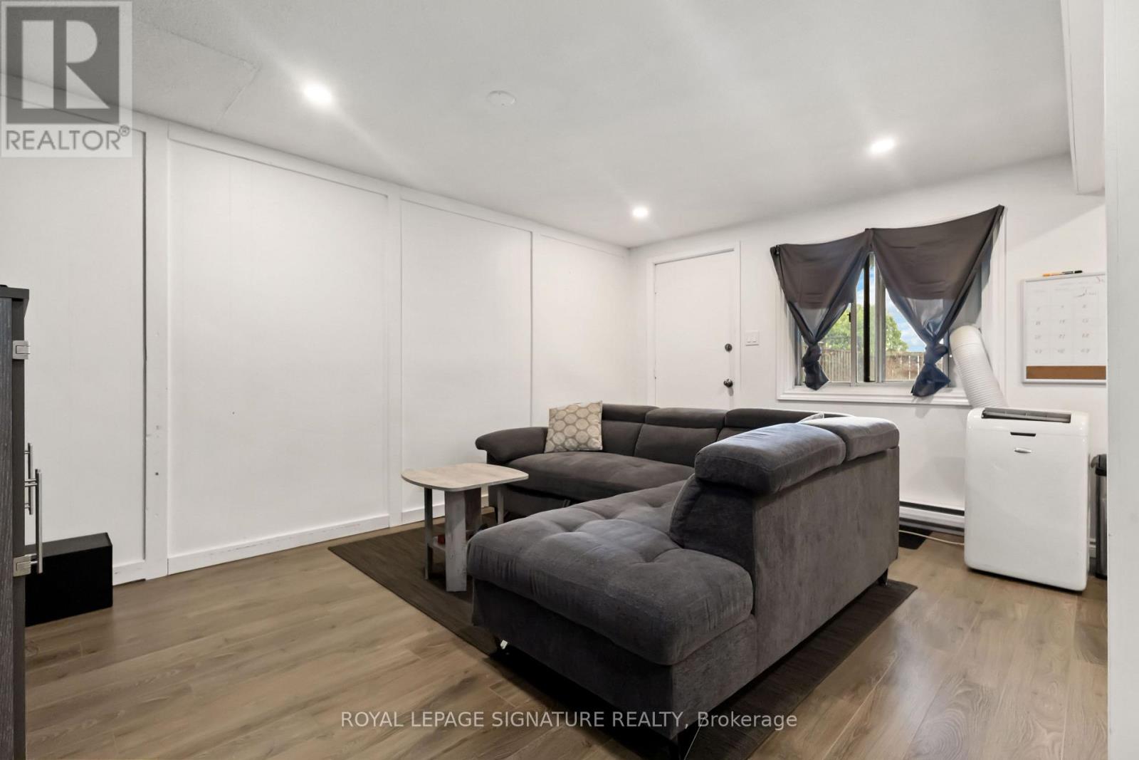 Photo 21 of 47 1100 Oxford Street, Oshawa ON