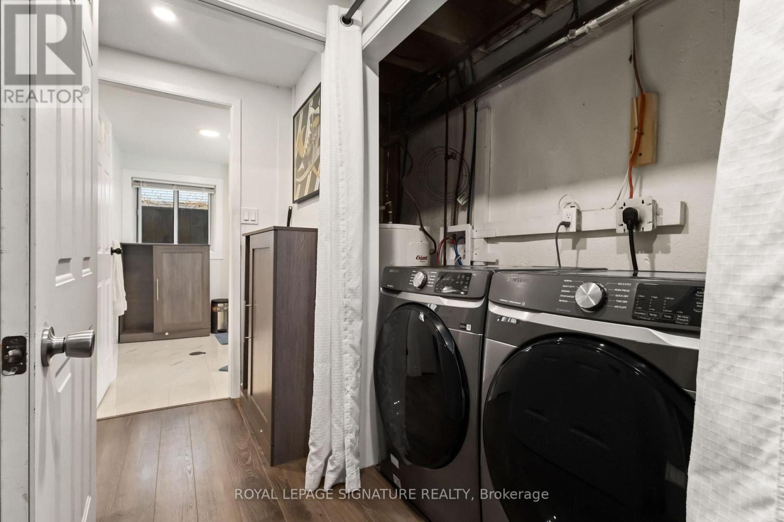 Photo 17 of 47 1100 Oxford Street, Oshawa ON
