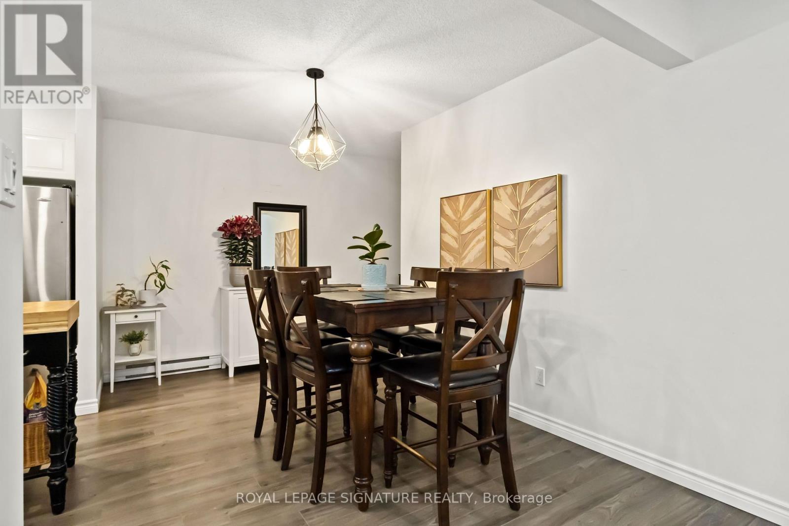 Photo 8 of 47 1100 Oxford Street, Oshawa ON