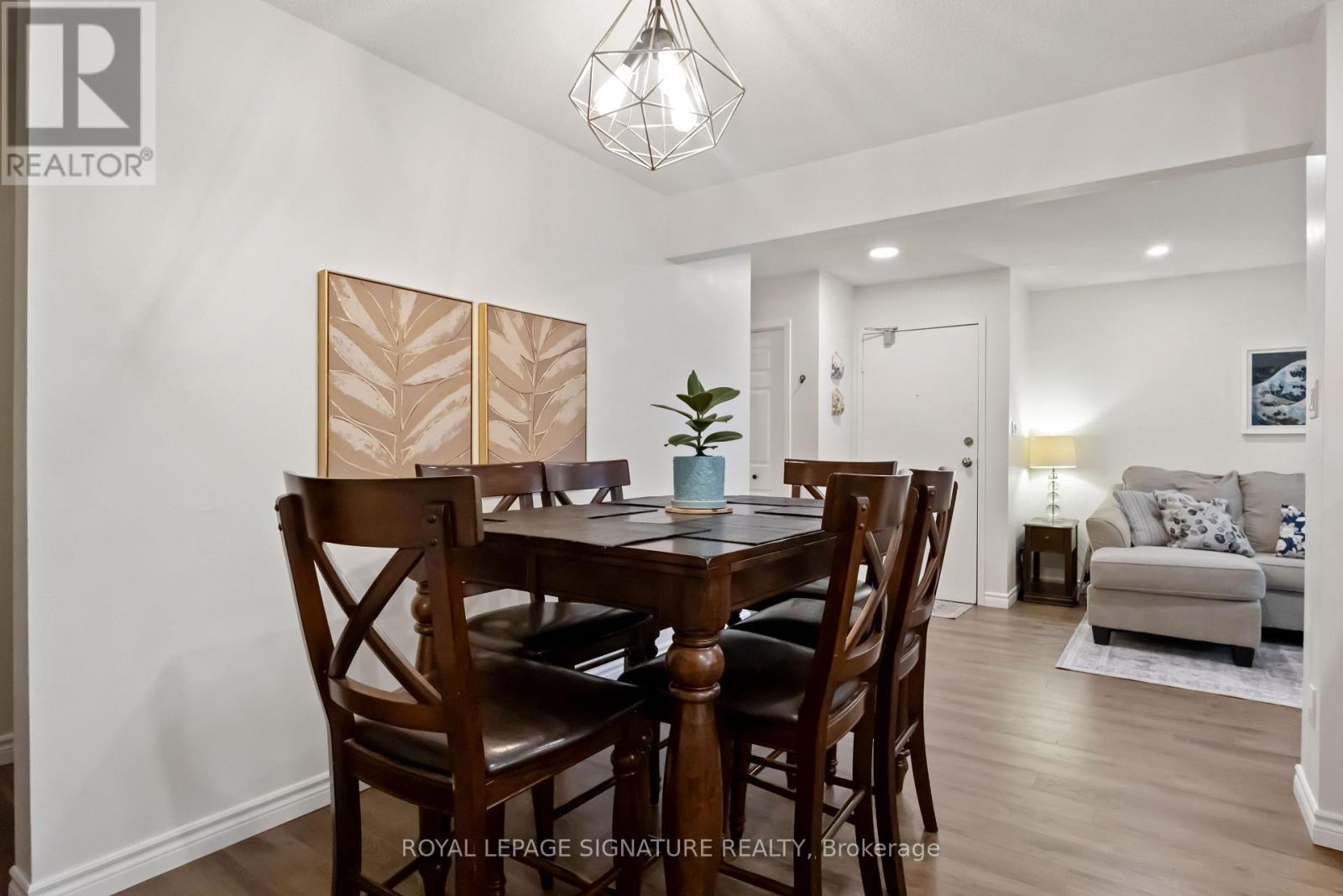 Photo 9 of 47 1100 Oxford Street, Oshawa ON