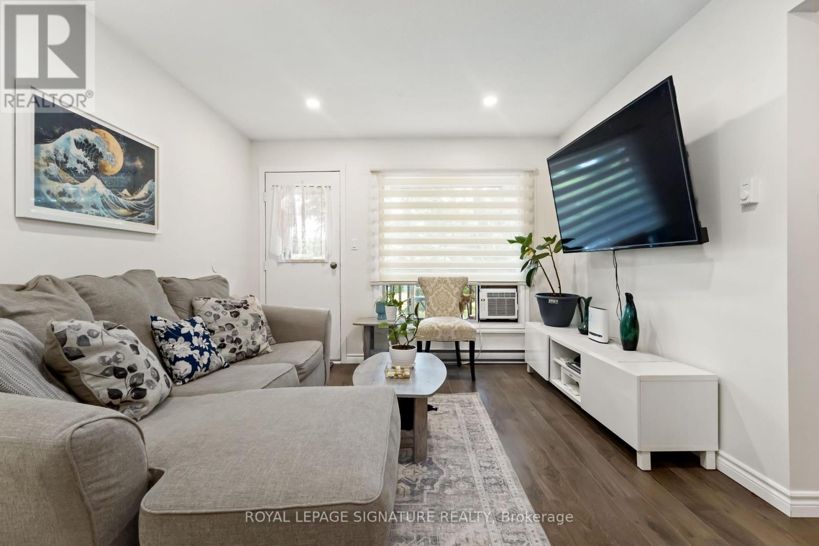 Photo 6 of 47 1100 Oxford Street, Oshawa ON