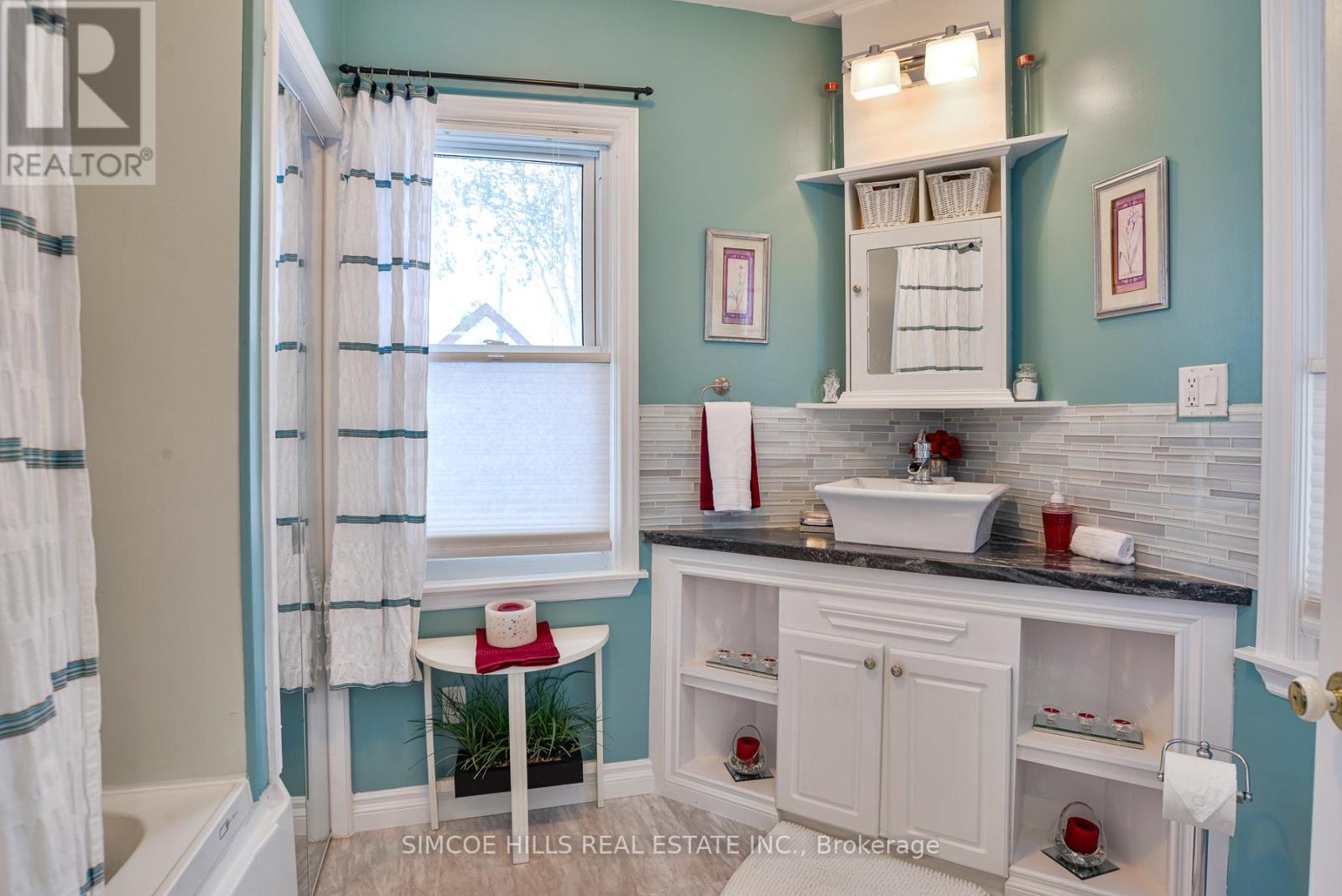 Photo 19 of 311 John Street, Orillia ON