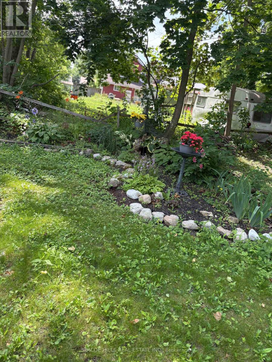 Photo 43 of 311 John Street, Orillia ON