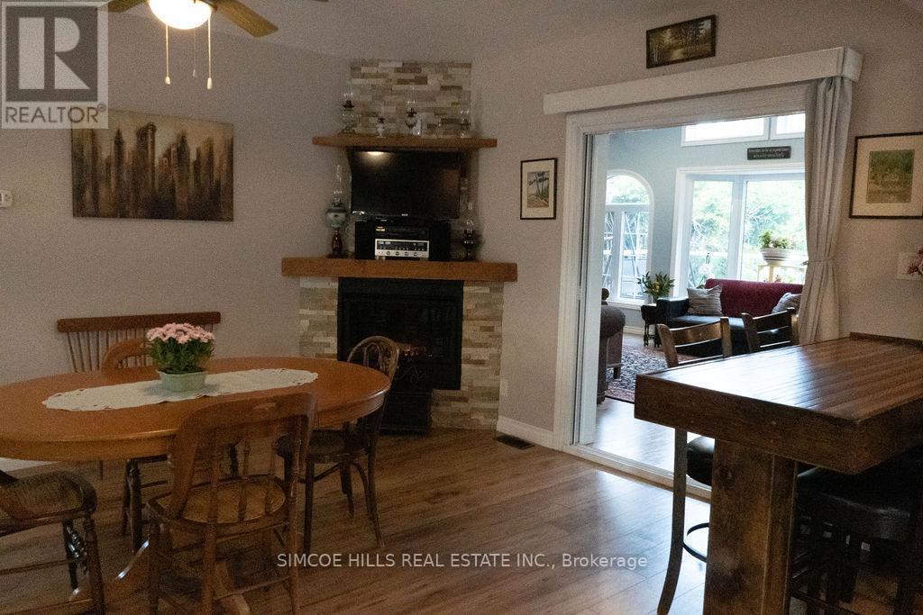 Photo 10 of 311 John Street, Orillia ON