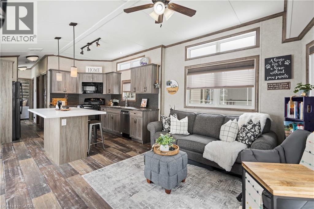 Photo 10 of 4449 Milburough Line Unit 10 Oak St, Burlington ON