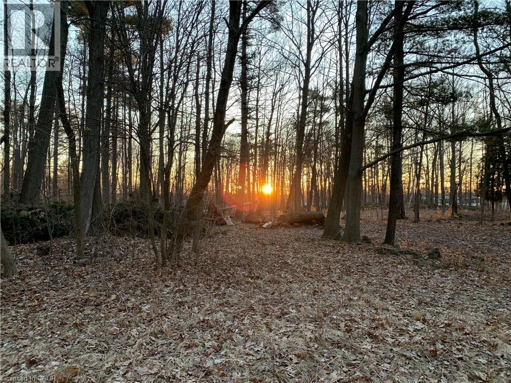 Photo 28 of 4449 Milburough Line Unit 10 Oak St, Burlington ON