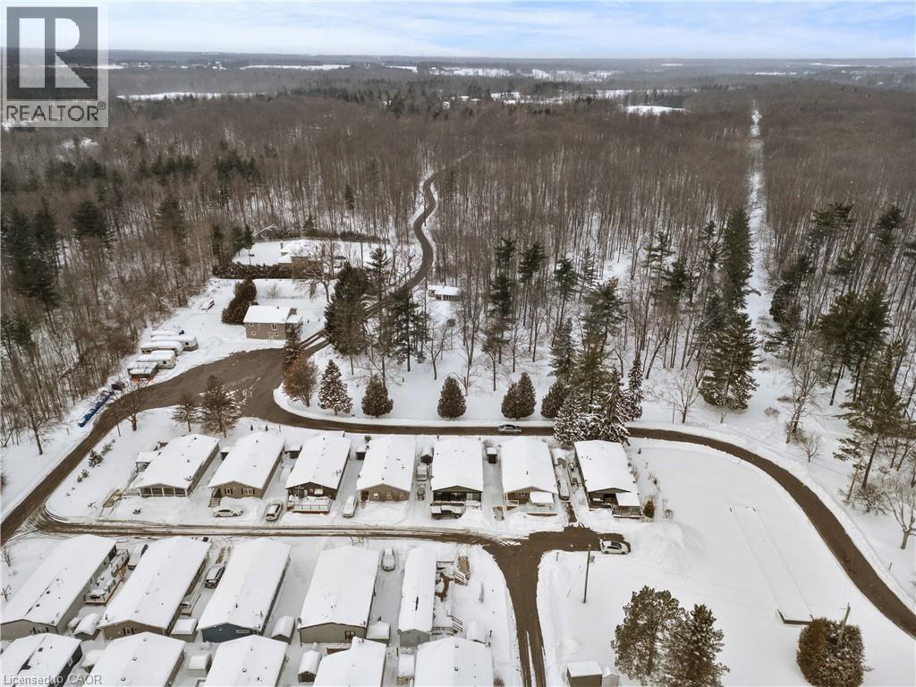Photo 33 of 4449 Milburough Line Unit 10 Oak St, Burlington ON