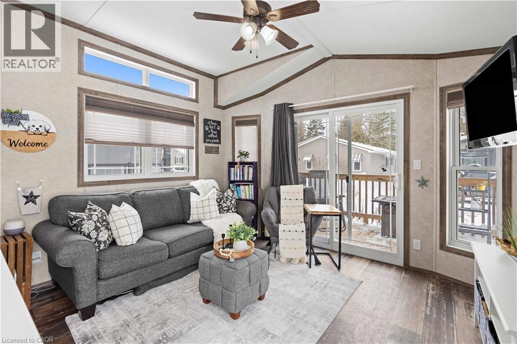 Photo 9 of 4449 Milburough Line Unit 10 Oak St, Burlington ON