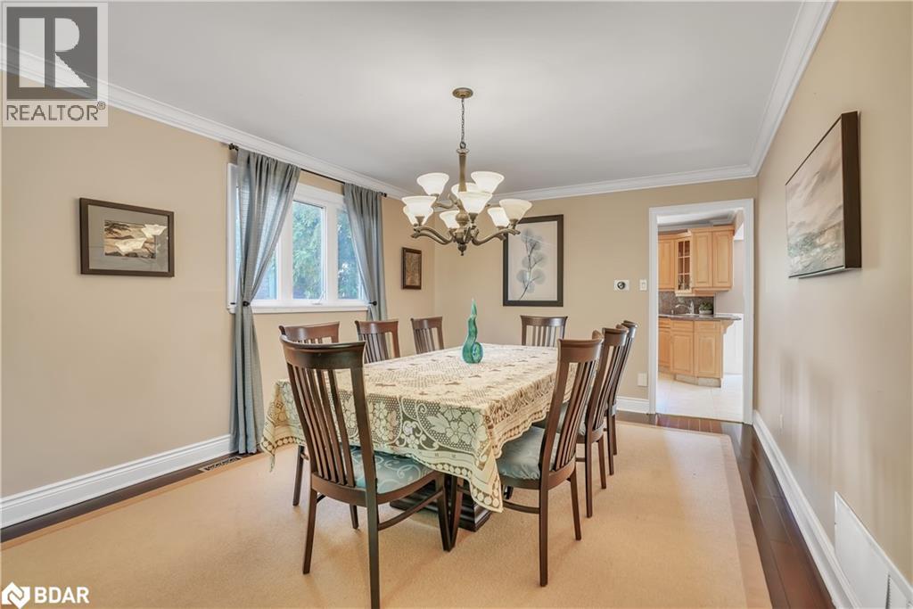 Photo 31 of 43 Waterhouse Way, Richmond Hill ON